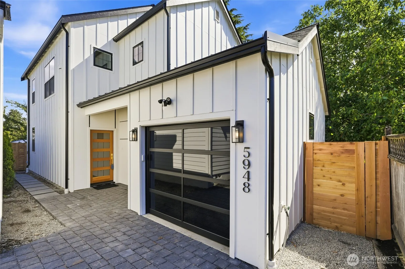 Property photo for 5948 18 Avenue Sw #2, Seattle