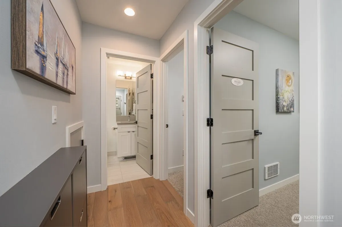 Property photo for 3015 61st Avenue Sw #b, Seattle photo 3