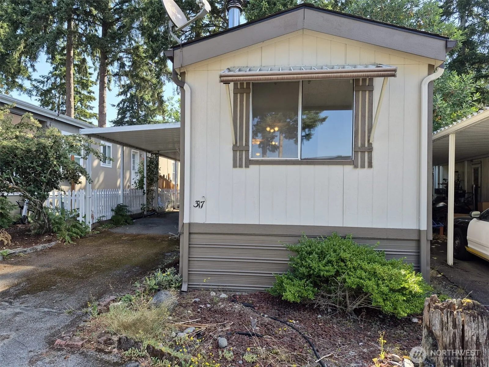 Property photo for 7301 Ne 175th Street #317, Kenmore