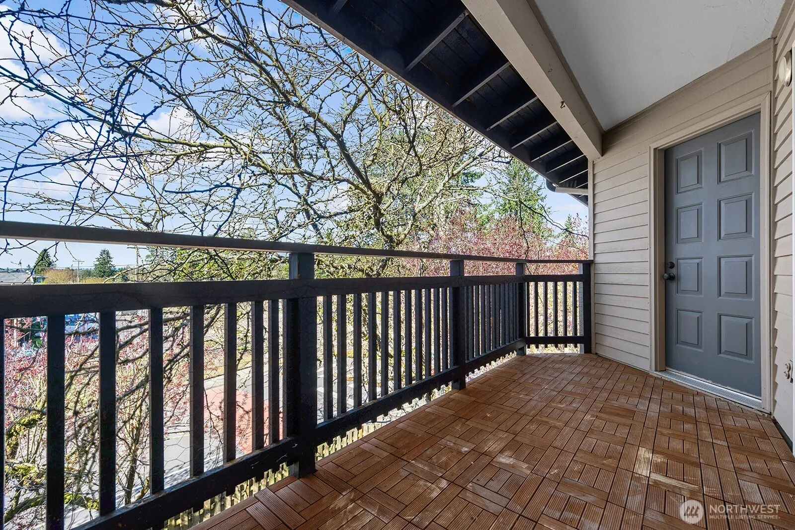 Property photo for 12303 Se 60th Street #3a, Bellevue photo 5