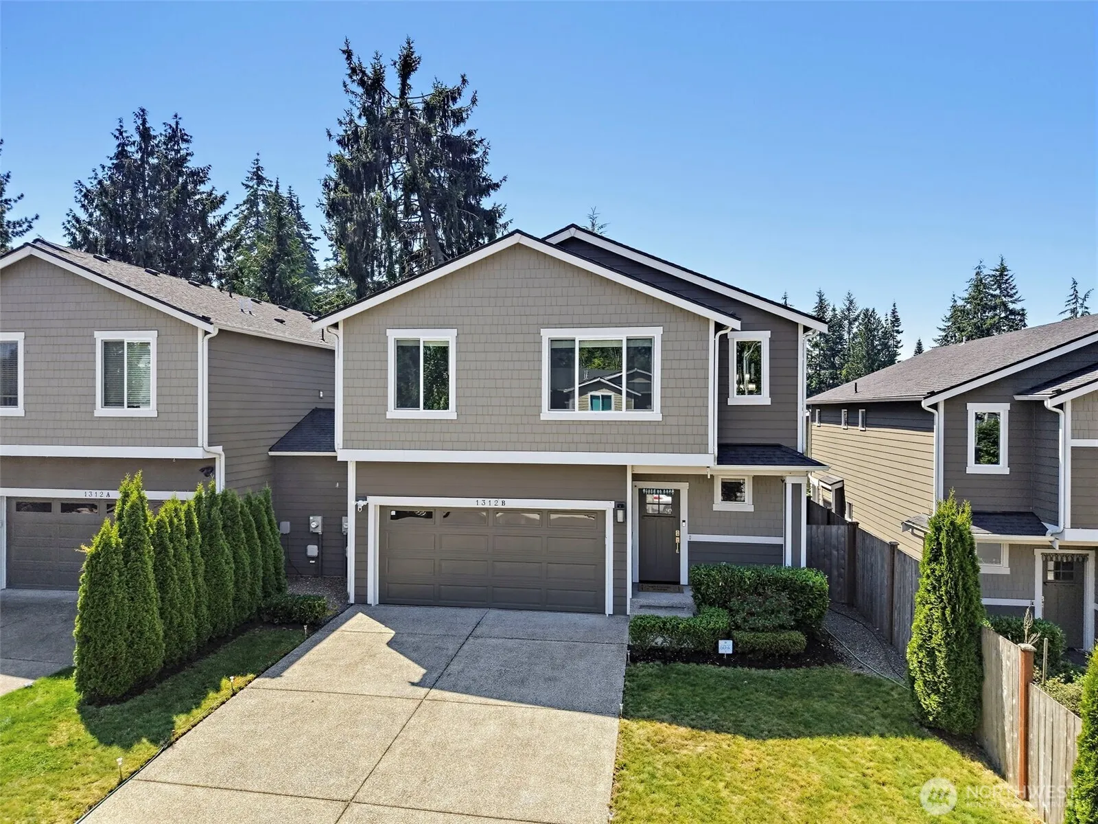 Property photo for 1312 170th Place Sw #b, Lynnwood