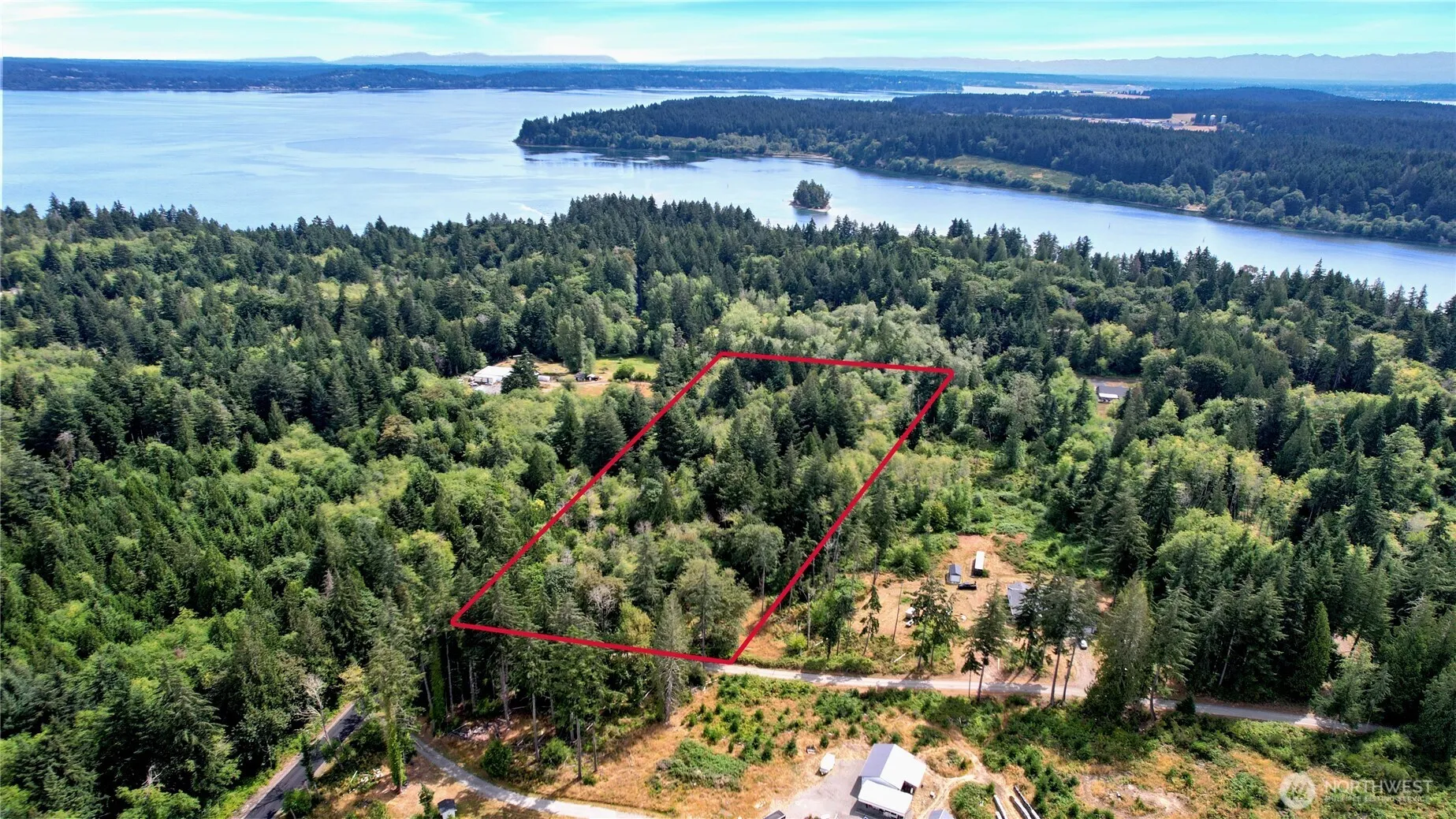 Property photo for 3853 146th Avenue Sw, Lakebay photo 2