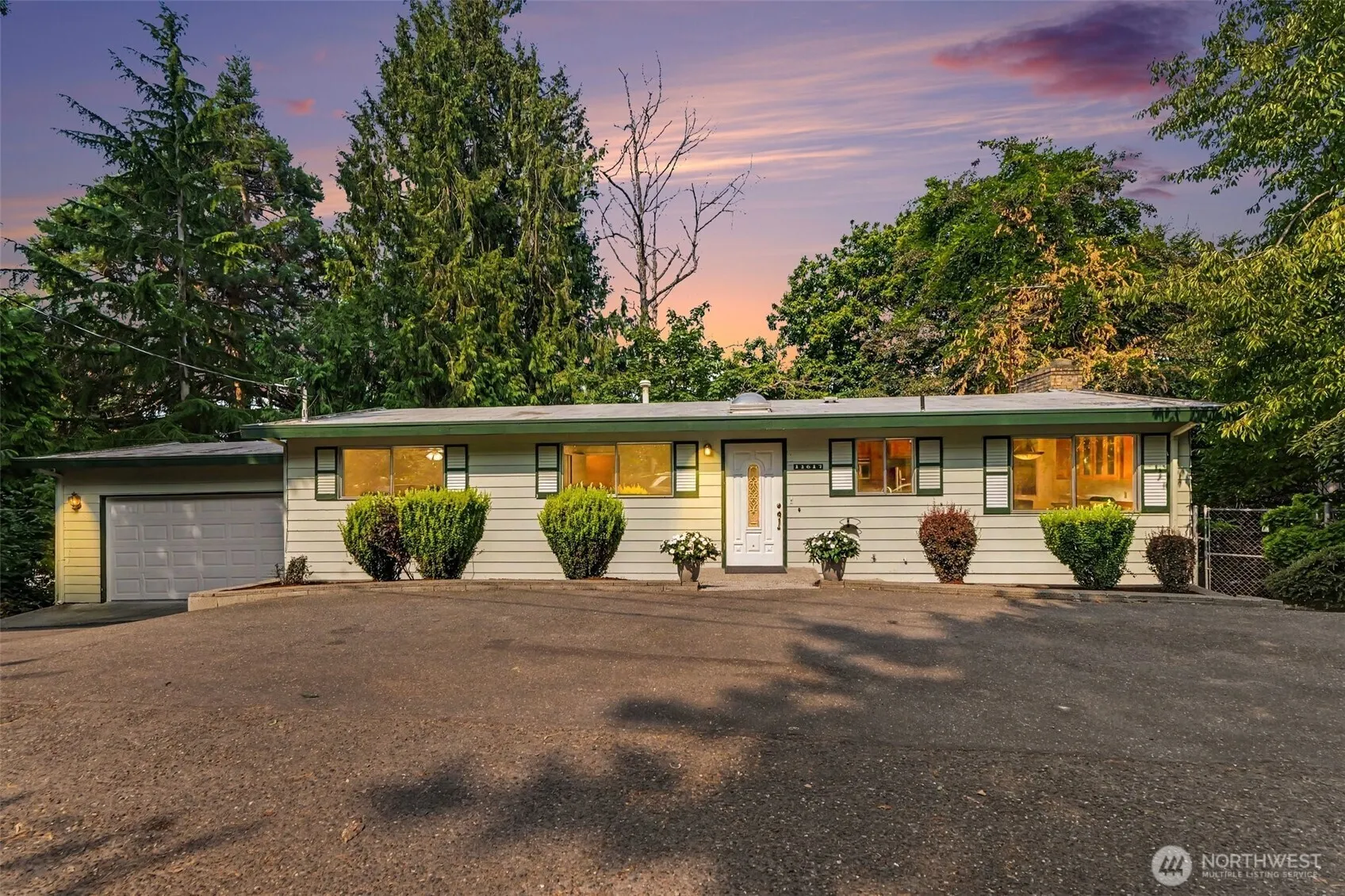 Property photo for 11617 7th Avenue Sw, Seattle