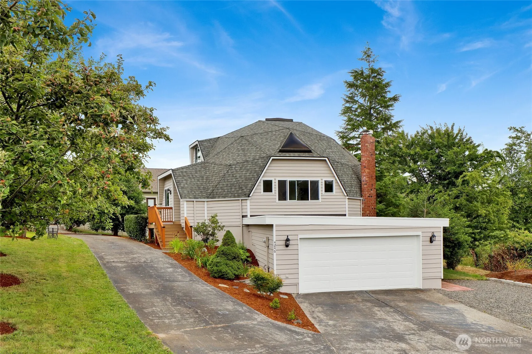 Property photo for 4246 James Street, Bellingham