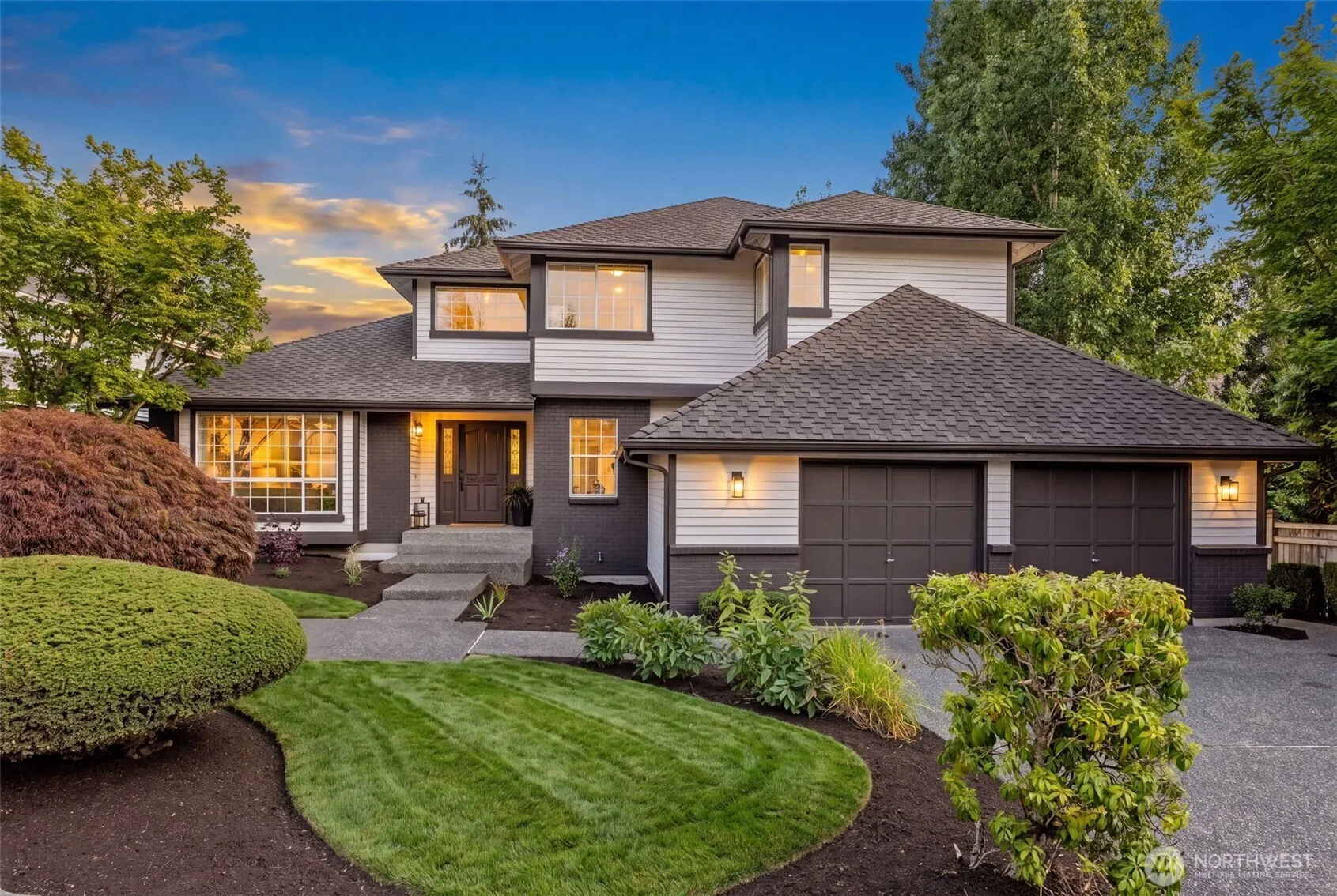 Property photo for 11715 Se 61st Place, Bellevue