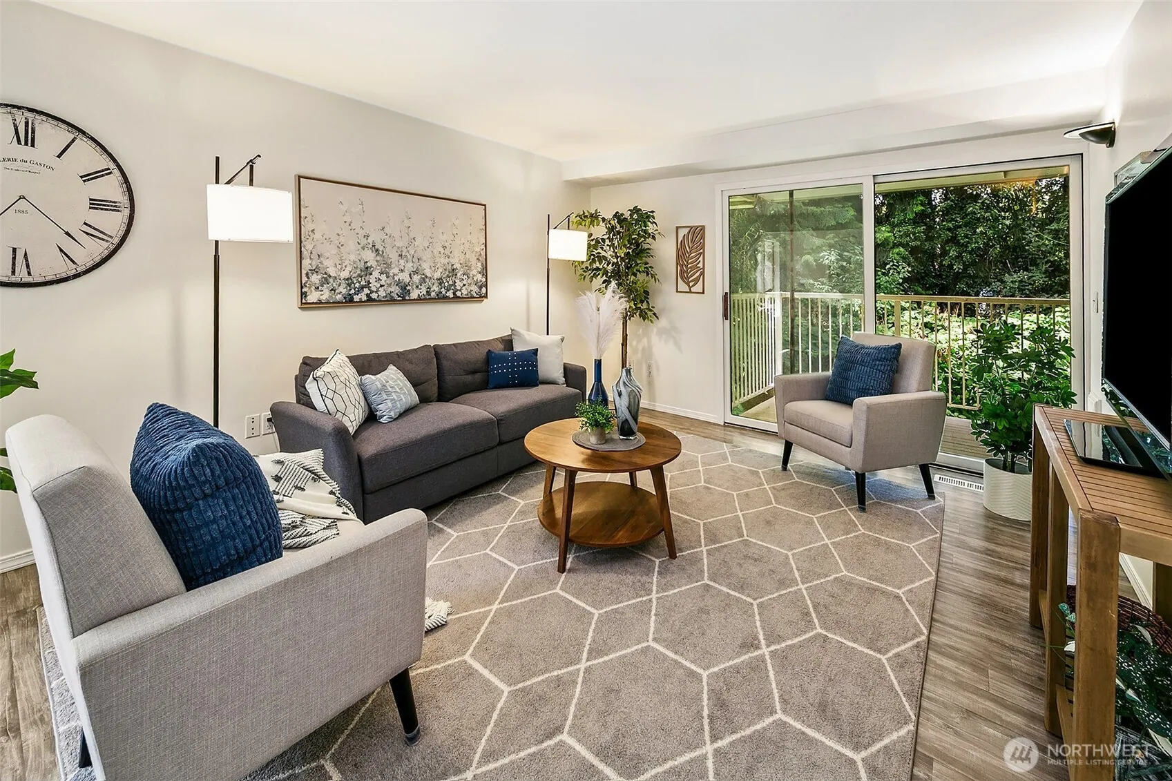 Property photo for 9901 Ne 124th Street #503, Kirkland photo 3