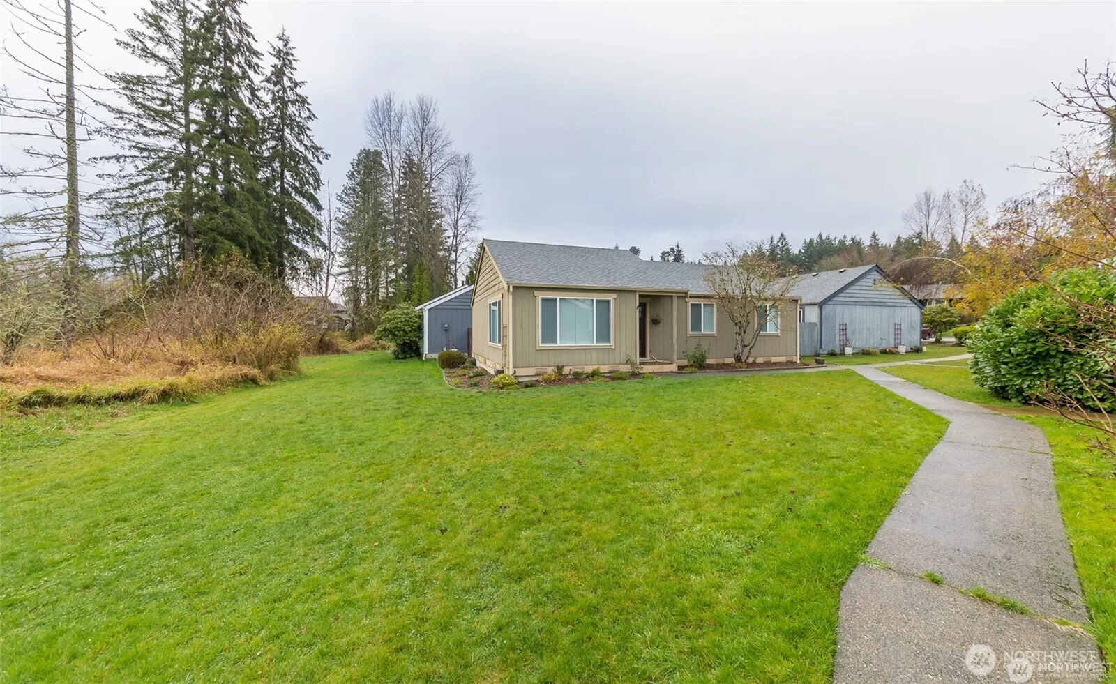 Property photo for 1426 128th Drive Ne, Lake Stevens photo 3