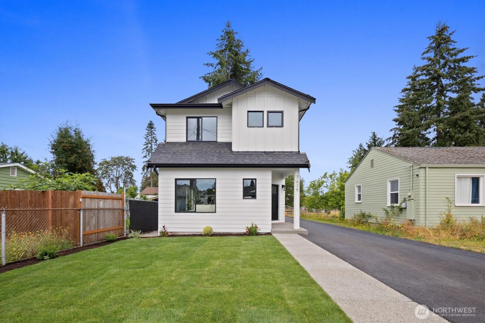 Property photo for 7638 S J Street, Tacoma photo 2