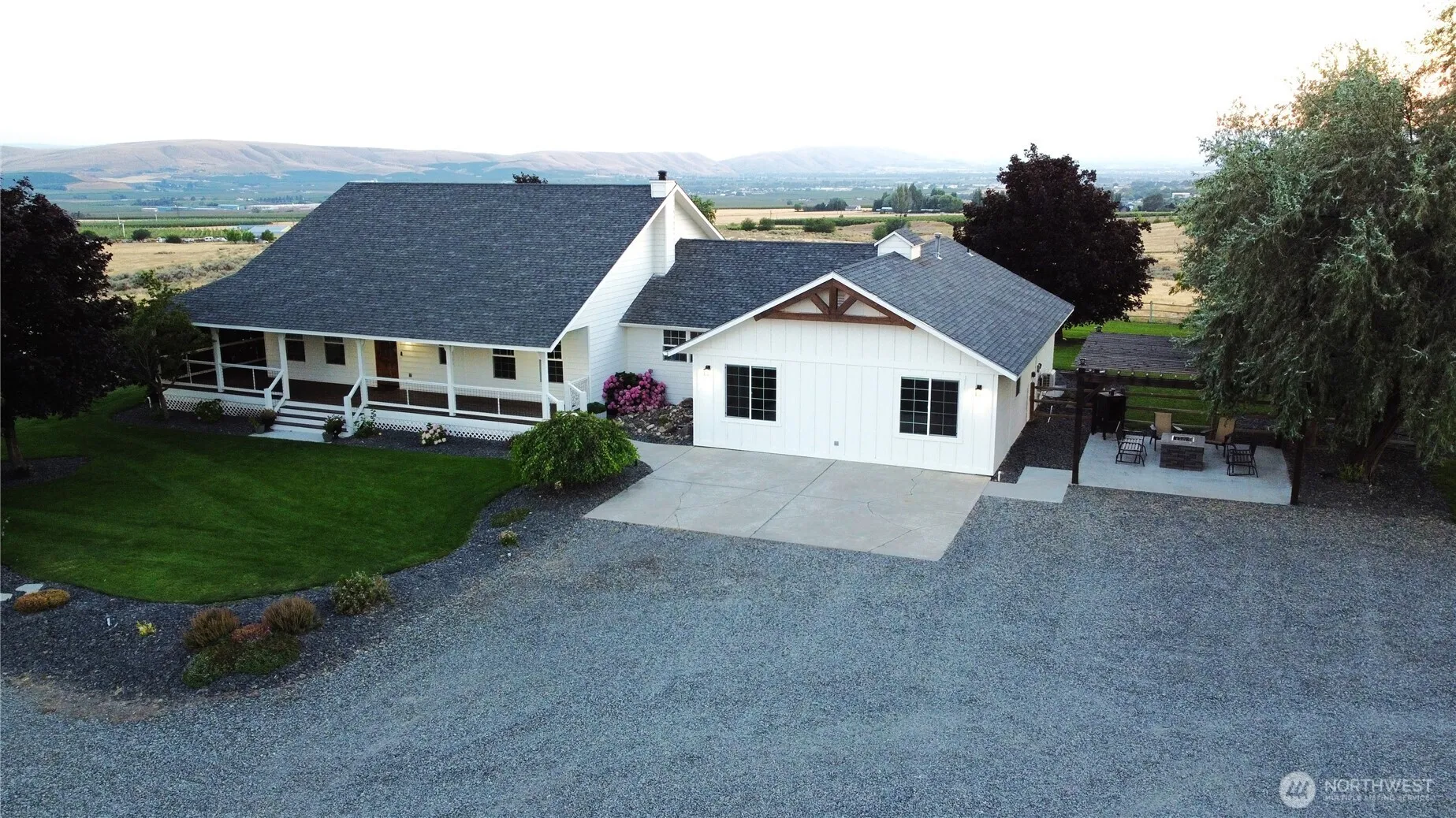 Property photo for 11660 Mieras Road, Yakima