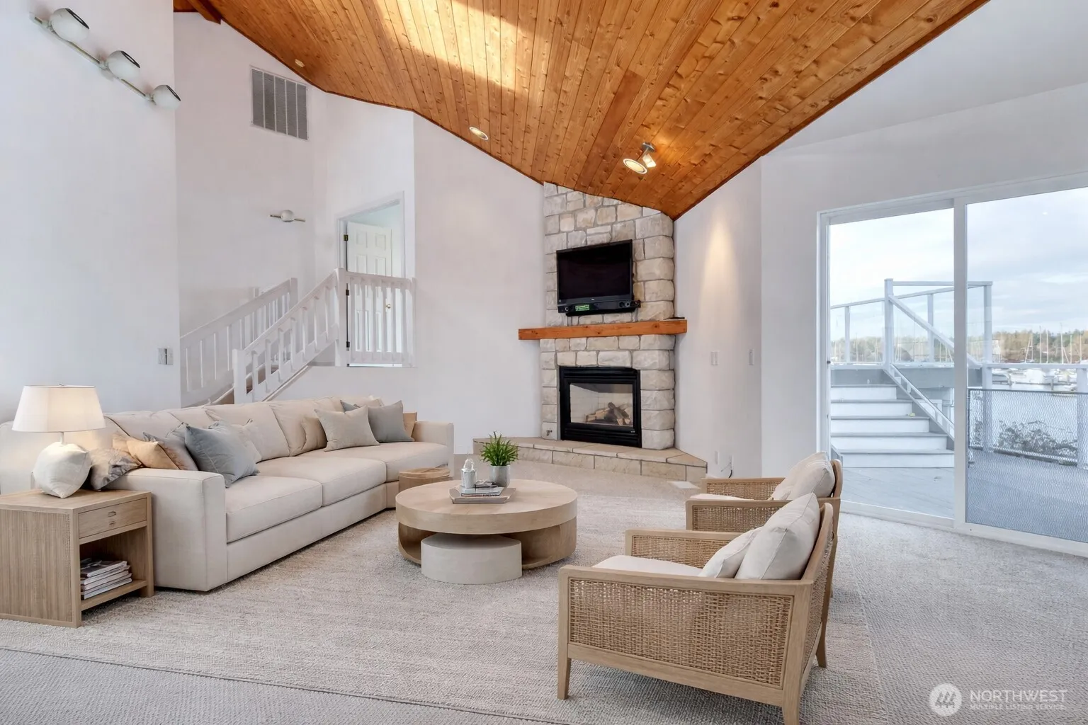Property photo for 1648 Harbor Seal Drive, Point Roberts photo 5