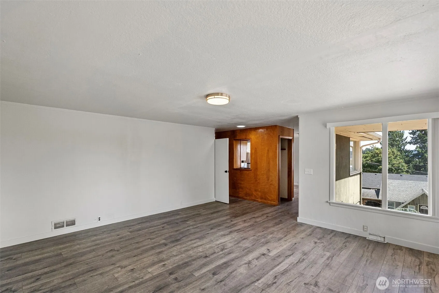 Property photo for 3202 Farragut Street, Bremerton photo 5