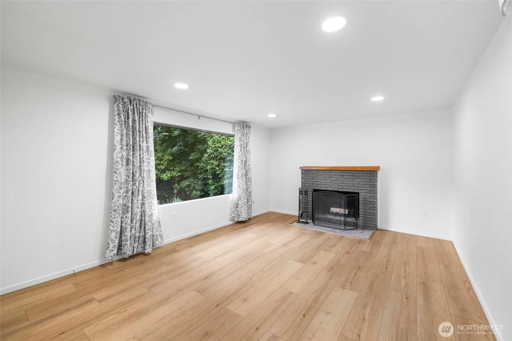 Property photo for 10841 Sterling Road, Sedro Woolley photo 4