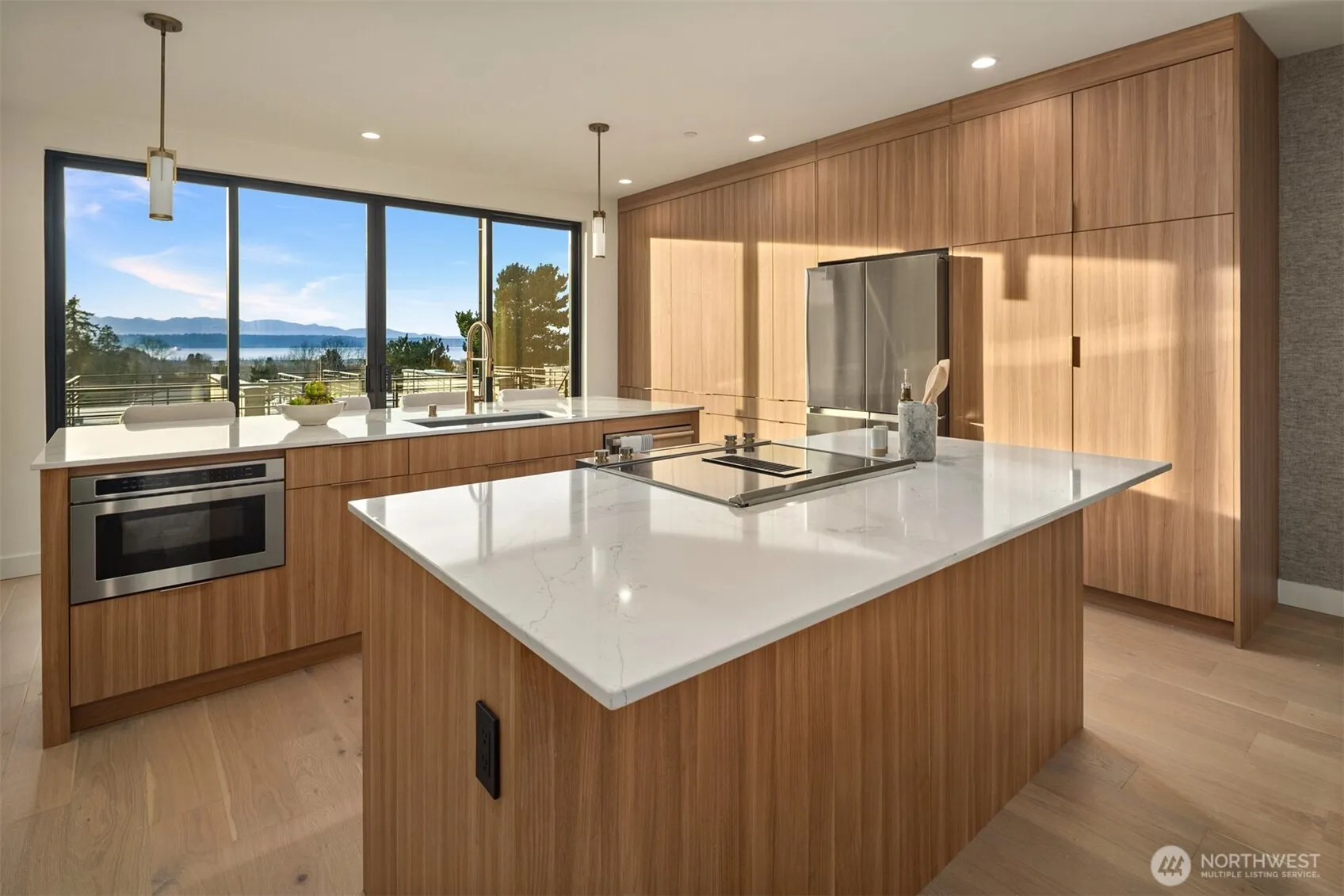 Property photo for 614 5th Avenue S #a103, Edmonds photo 4