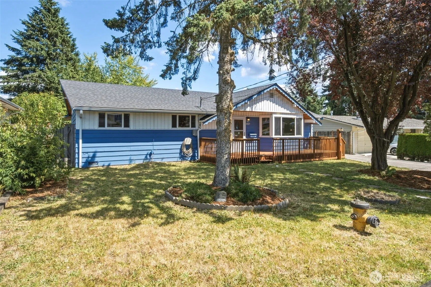 Property photo for 8527 9th Avenue Se, Everett