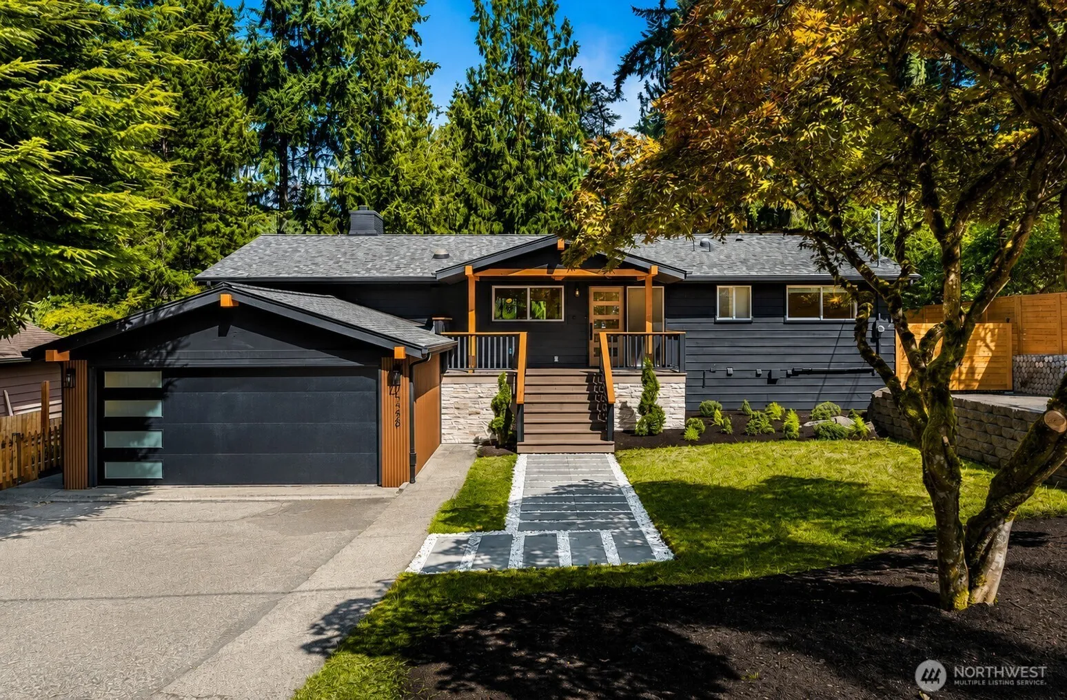 Property photo for 17229 72nd Avenue W, Edmonds