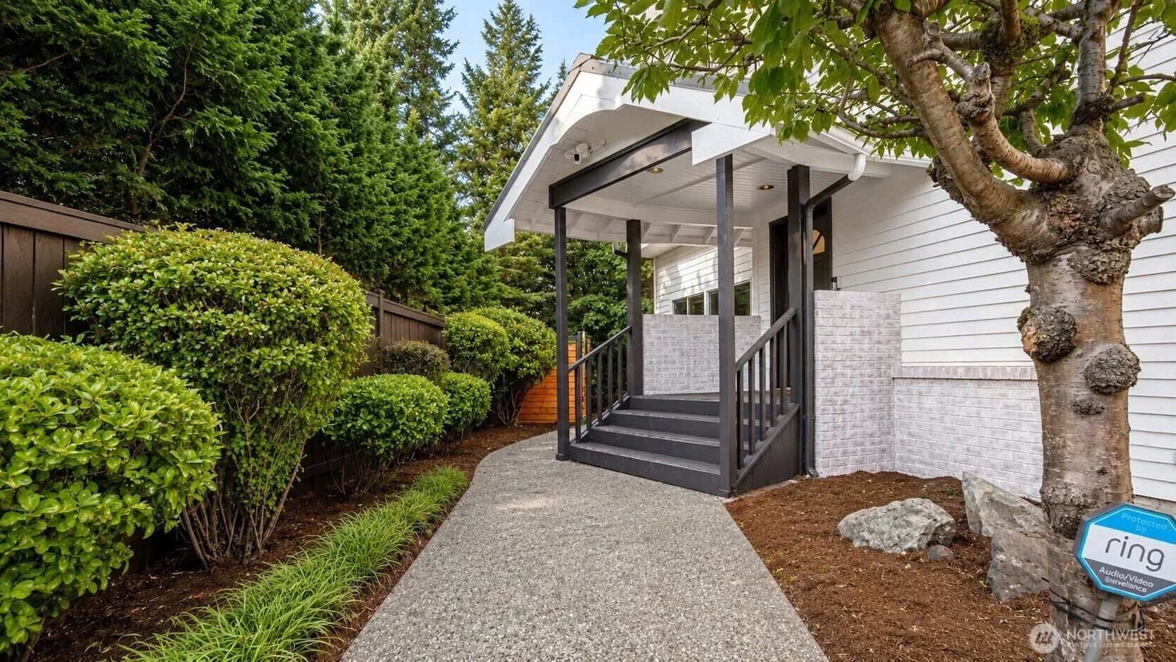 Property photo for 1630 2nd Street, Kirkland photo 2
