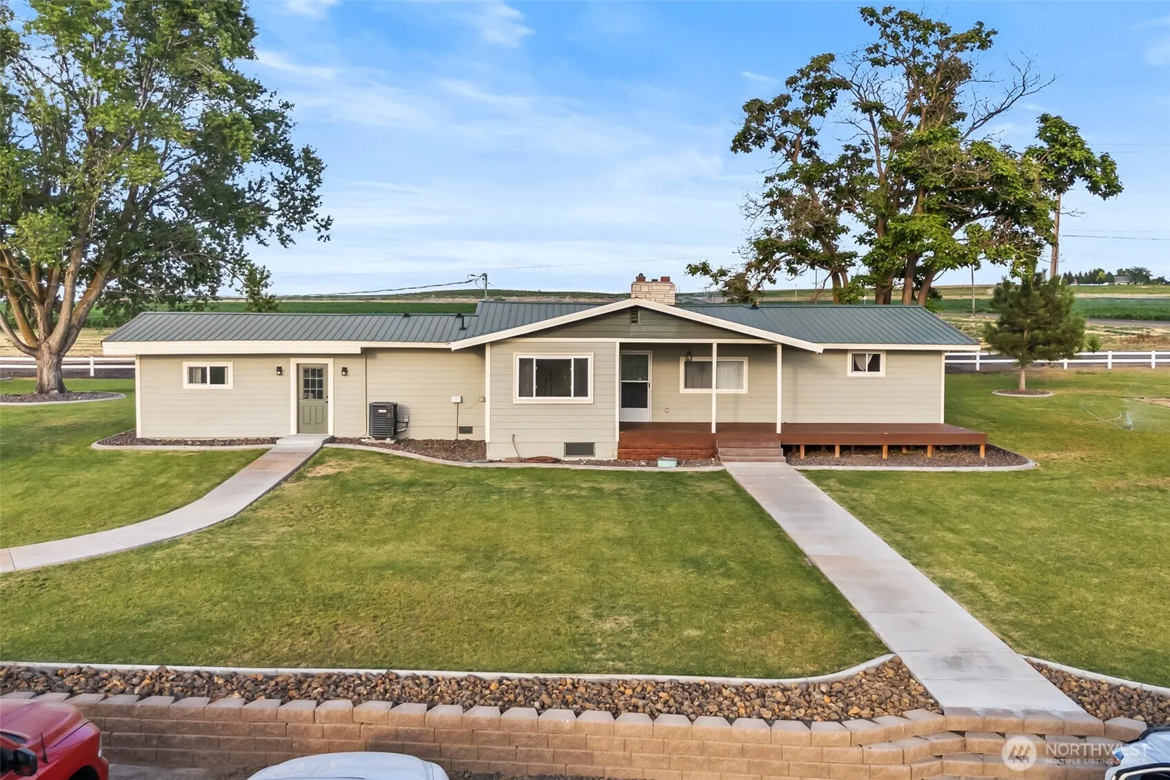 Property photo for 19621 N Glade Road, Mesa photo 2