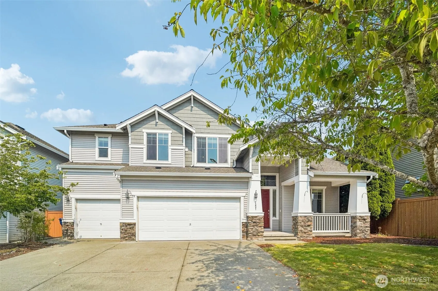 Property photo for 1221 68th Loop Se, Auburn