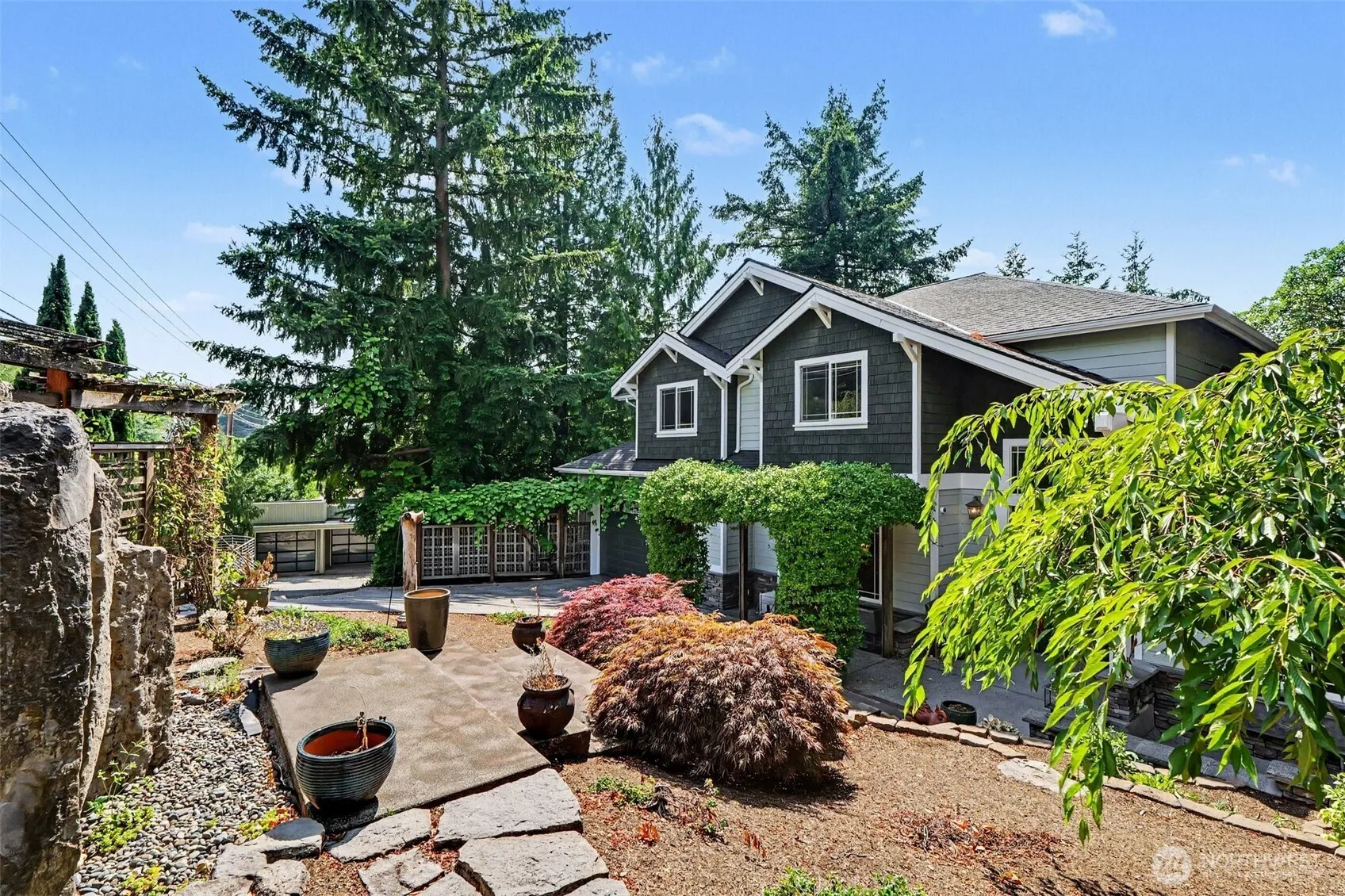 Property photo for 13128 Se Newport Way, Bellevue