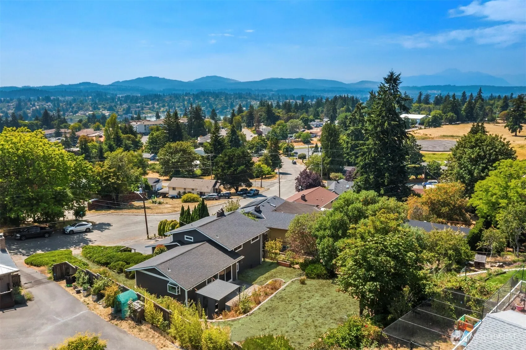 Property photo for 920 Callahan Drive, Bremerton photo 2