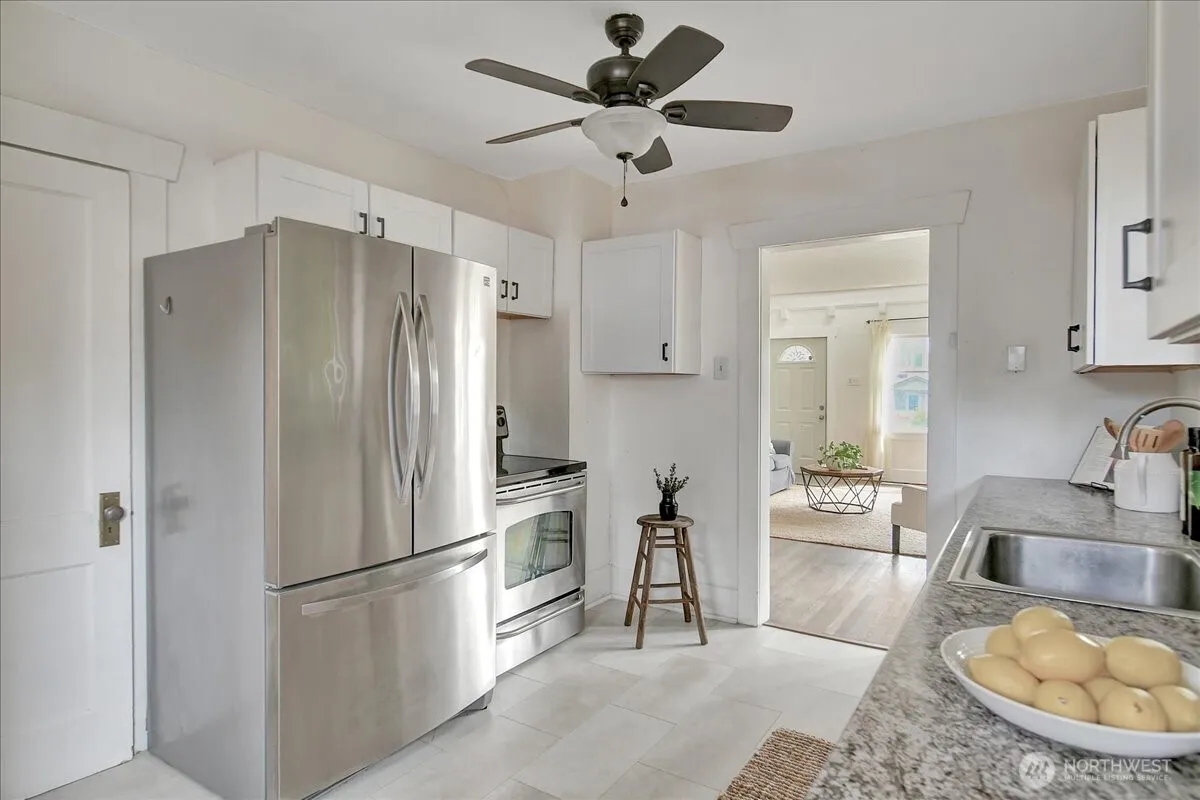 Property photo for 3614 S Ainsworth Avenue, Tacoma photo 5