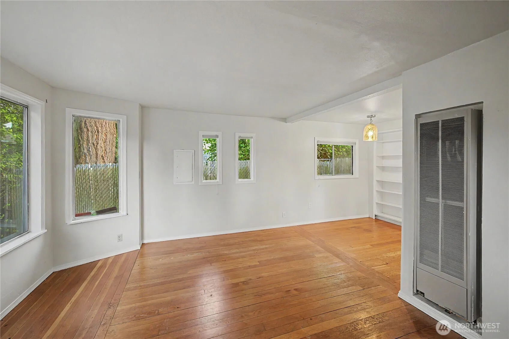 Property photo for 10255 41st Avenue Sw, Seattle photo 5