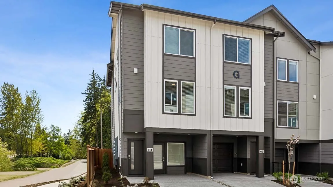 Property photo for 16830 20th Avenue W #a6, Lynnwood