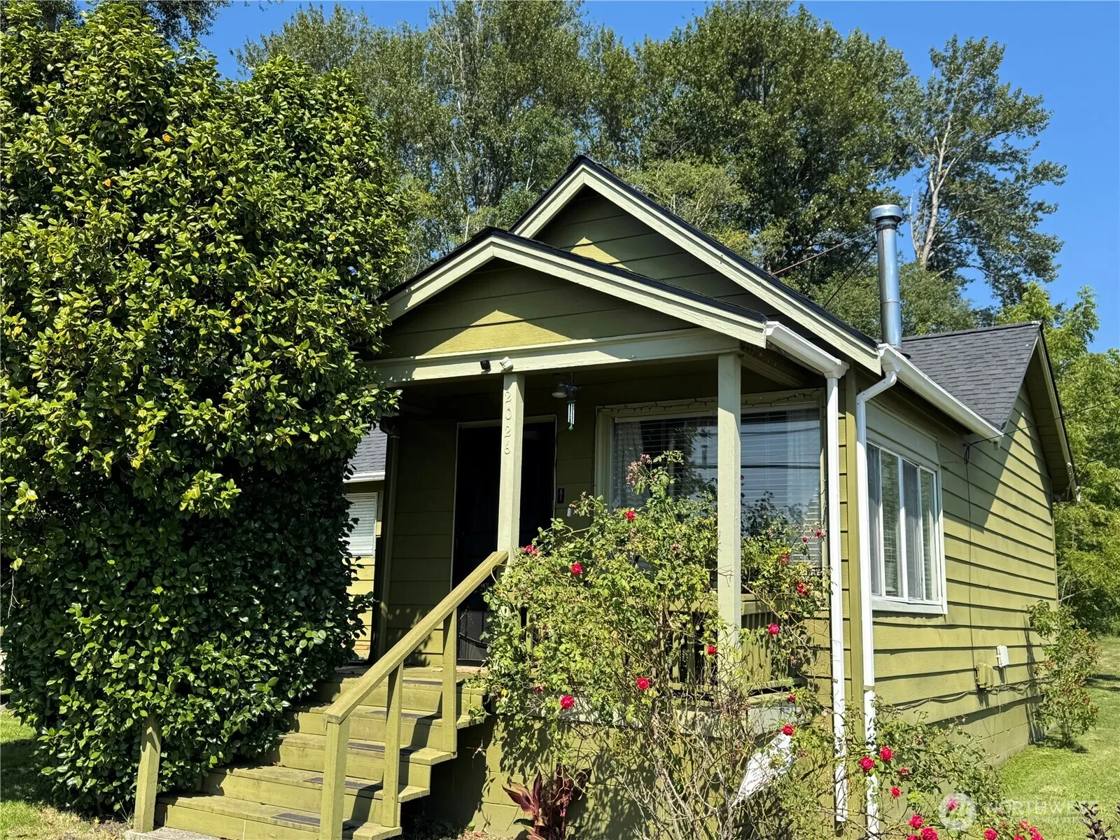 Property photo for 12026 59th Avenue S, Seattle photo 3