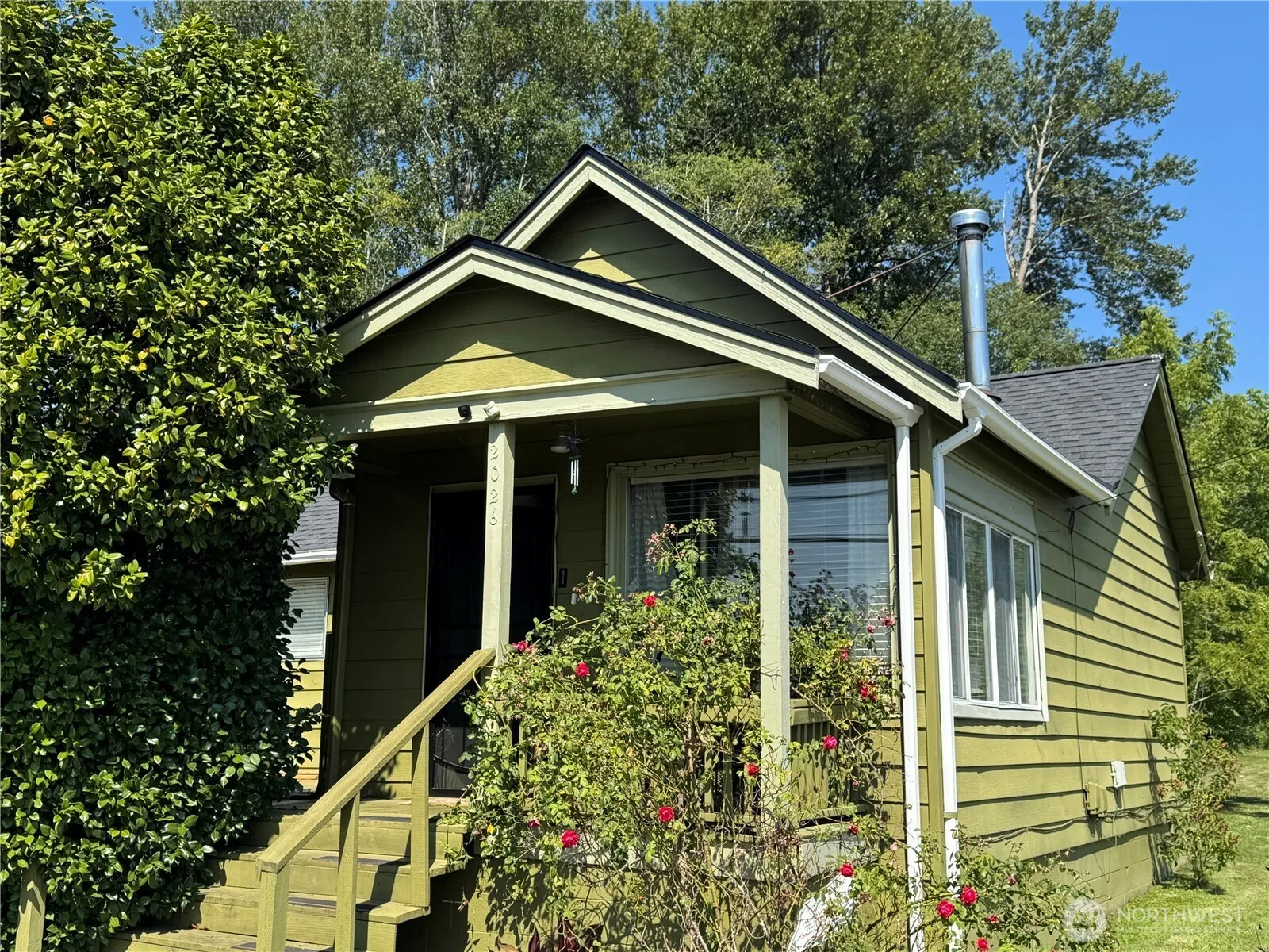 Property photo for 12026 59th Avenue S, Seattle photo 2