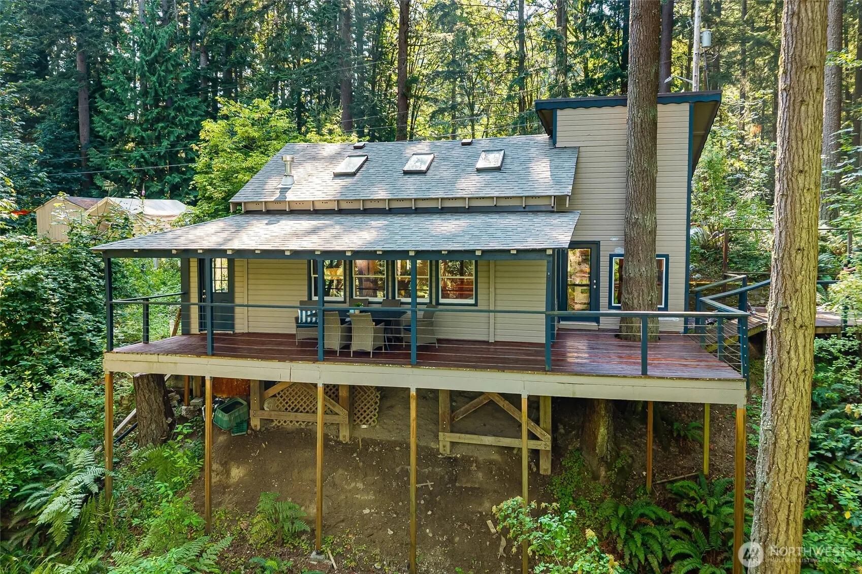 Property photo for 1823 Emerald Lake Way, Bellingham photo 3