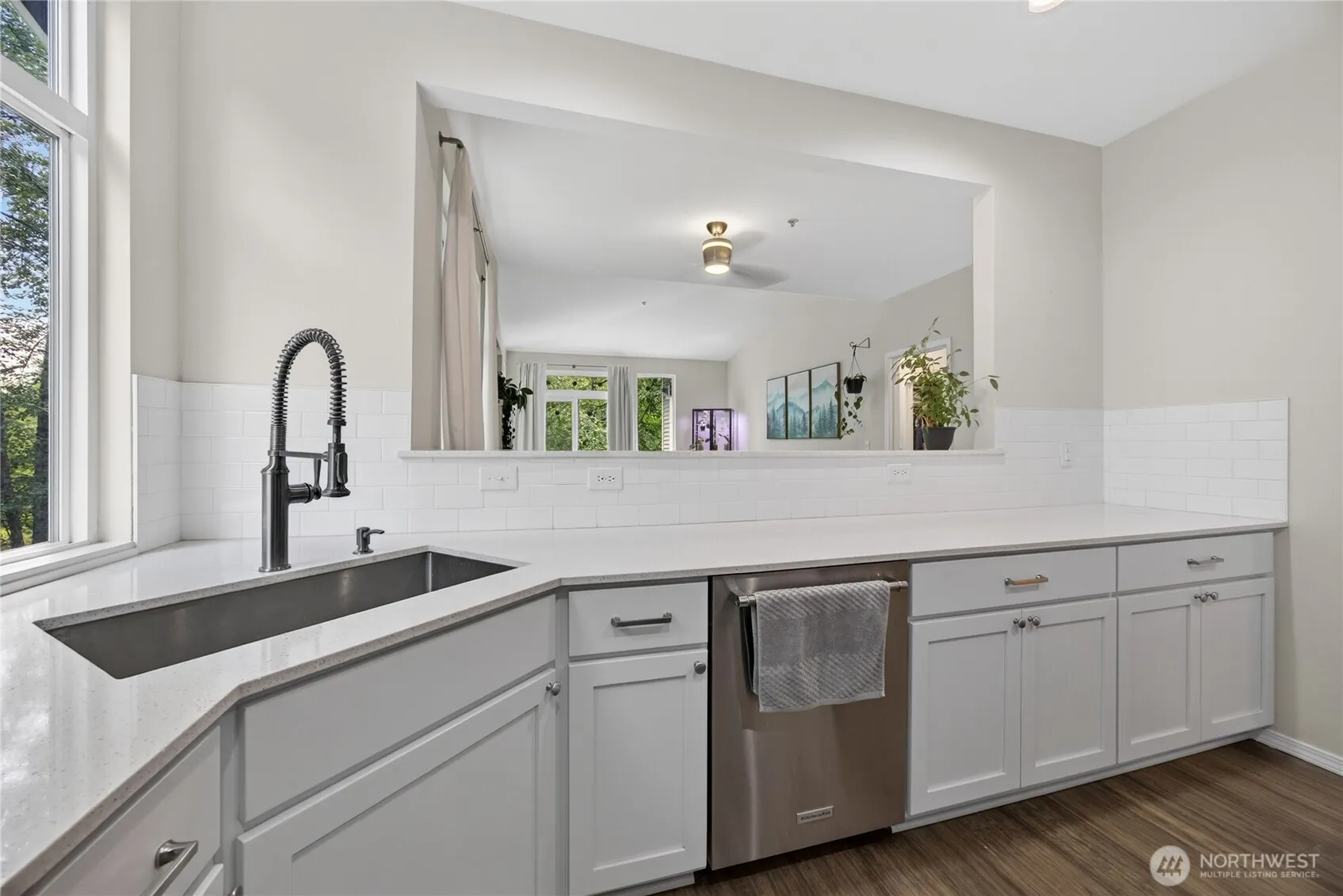 Property photo for 12712 Admiralty Way #b301, Everett photo 5