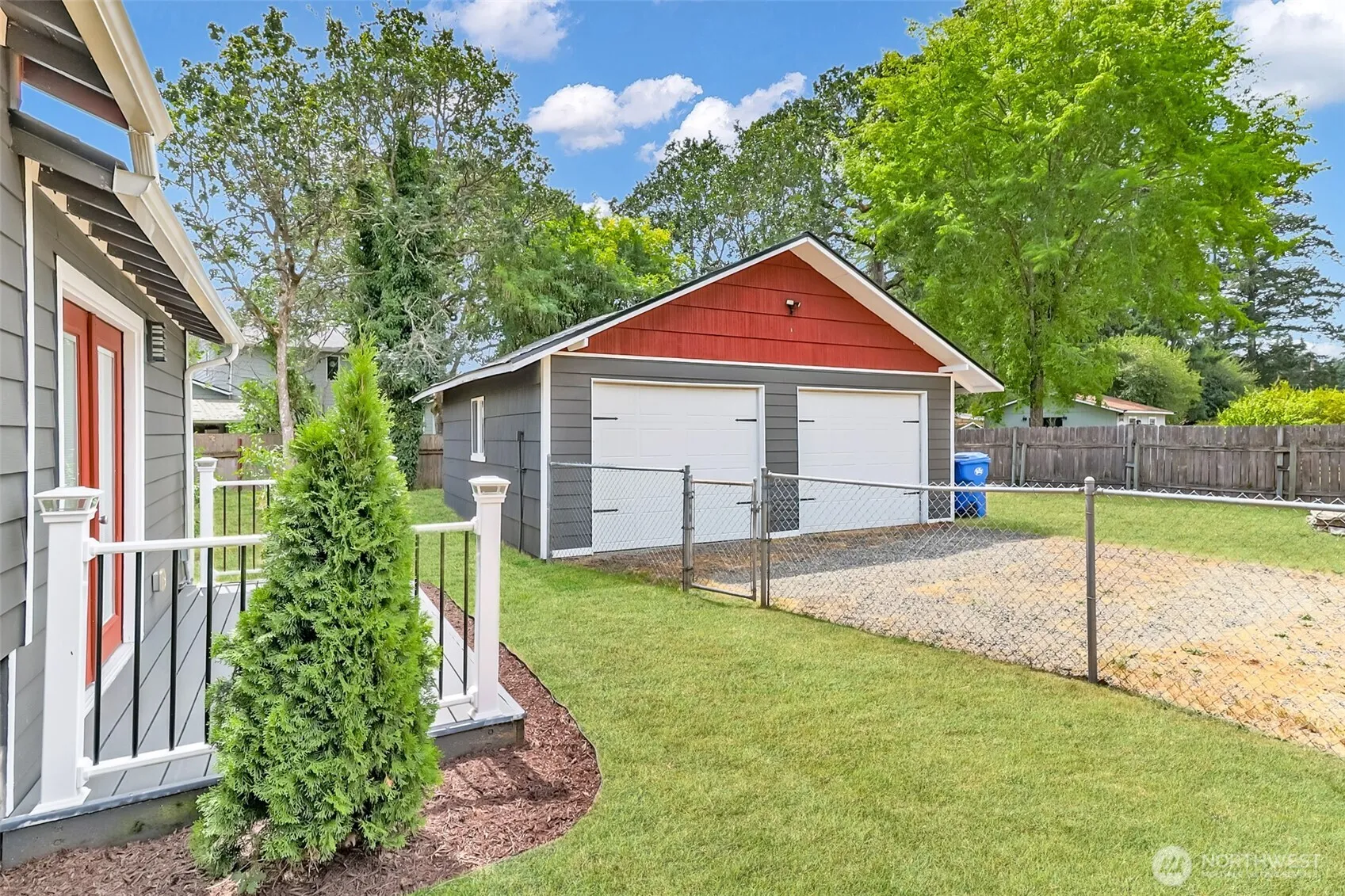 Property photo for 9810 119th Street Sw, Lakewood photo 5