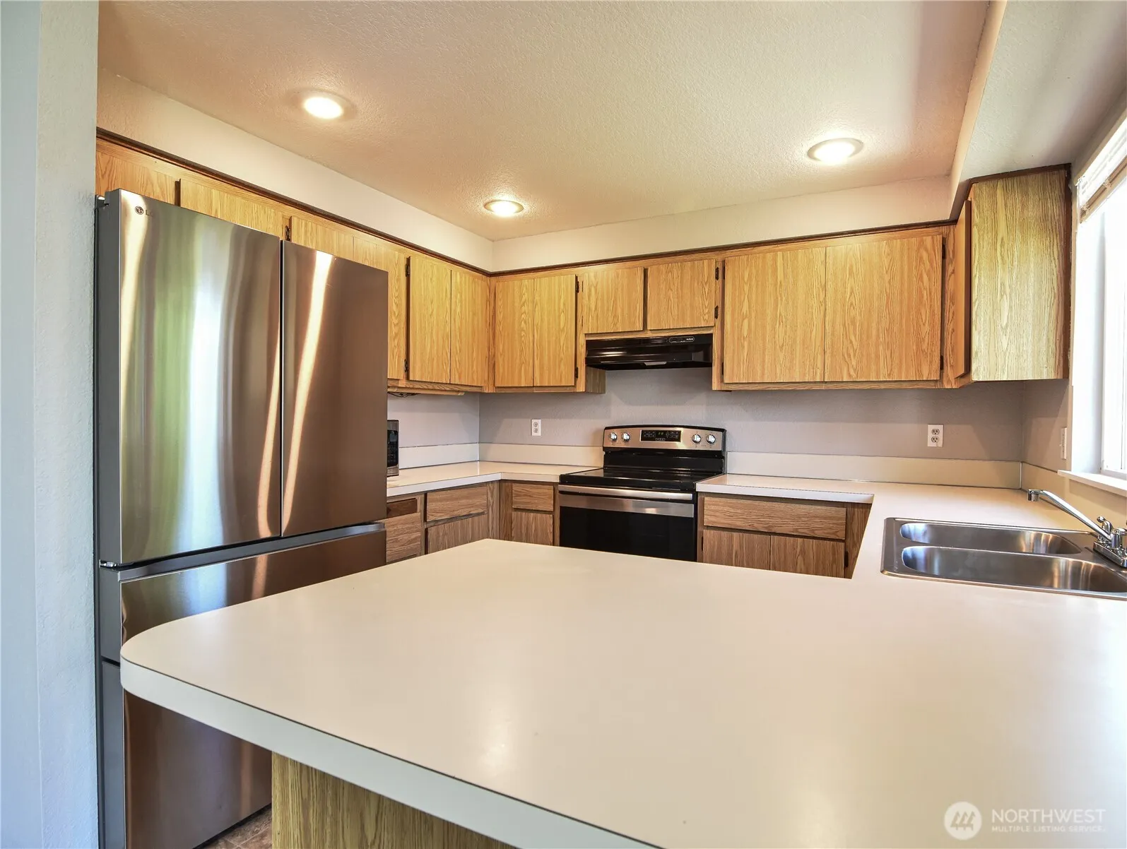 Property photo for 1414 128th Drive Ne, Lake Stevens photo 4