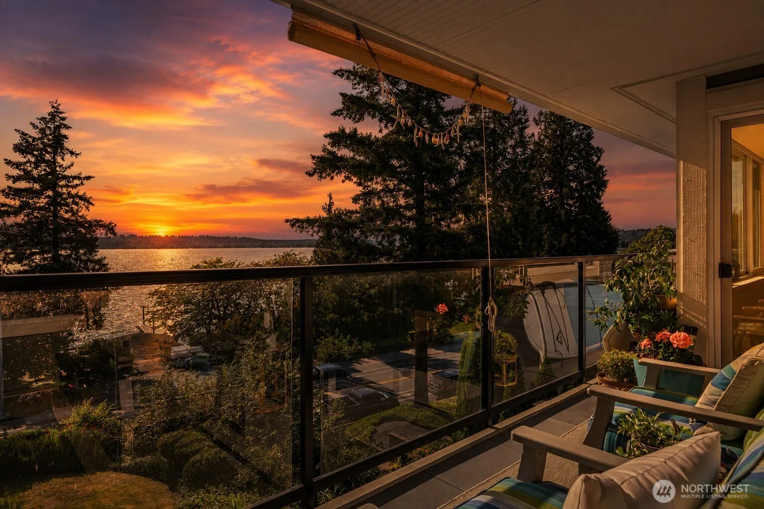 Property photo for 6620 Lake Washington Boulevard Ne #303, Kirkland