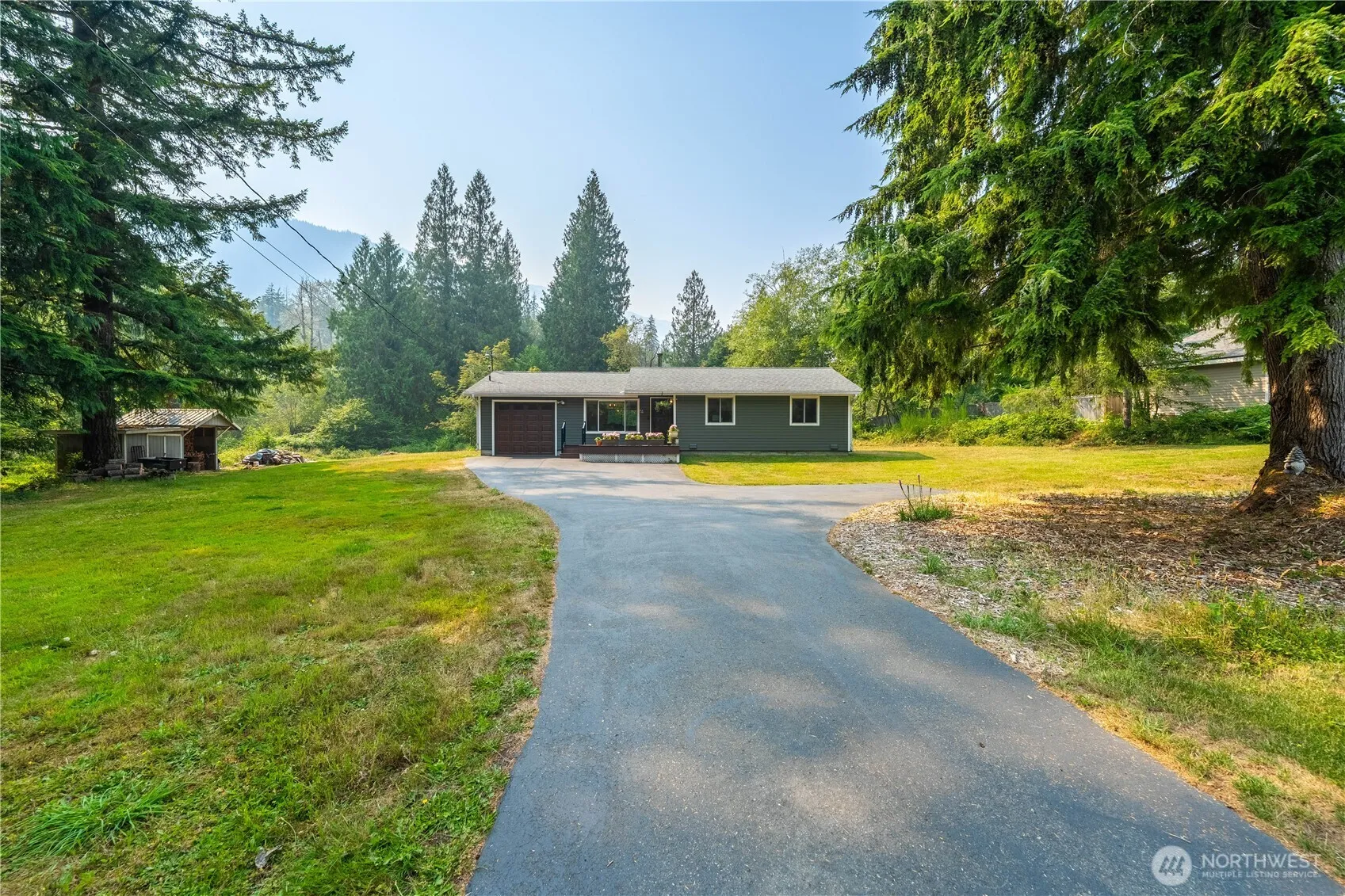 Property photo for 17727 Cedar Falls Road Se, North Bend photo 2