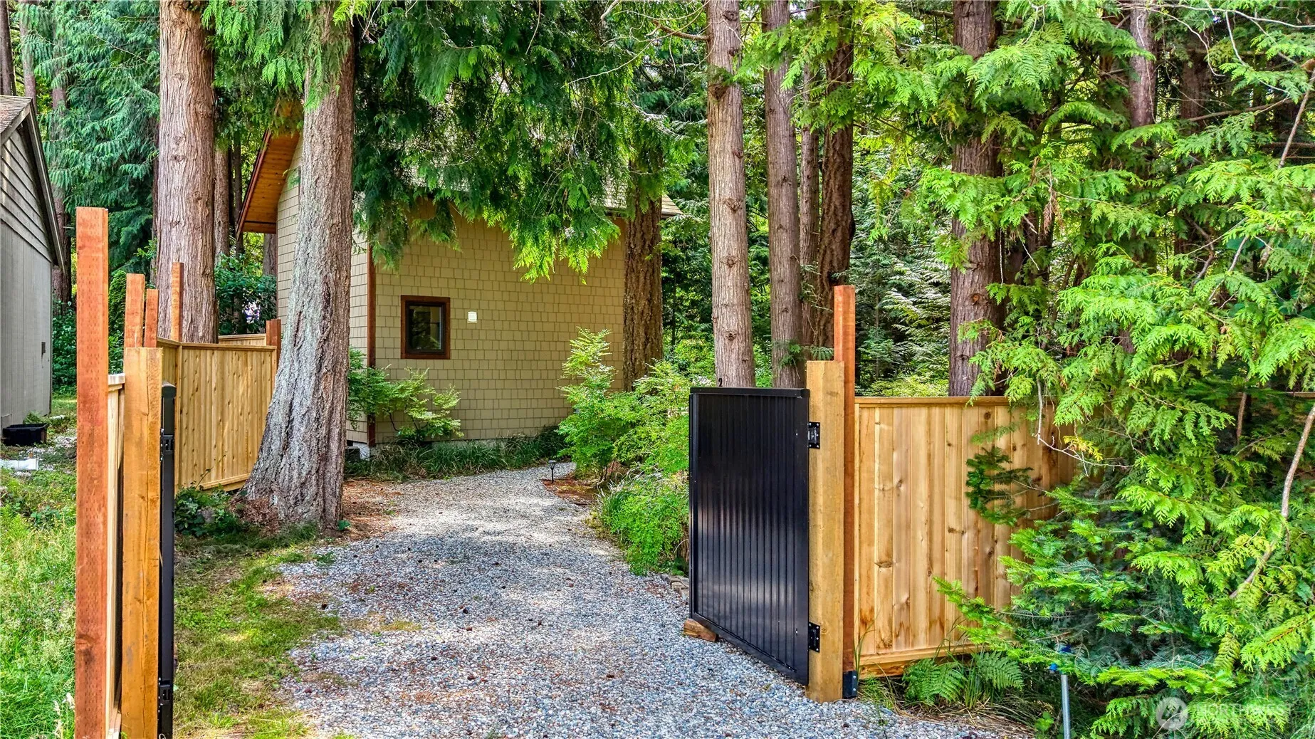 Property photo for 256 Windsor Drive, Point Roberts photo 3
