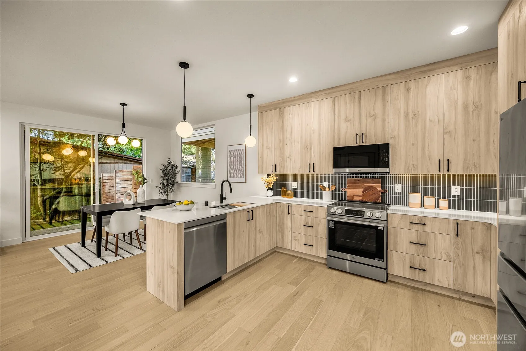 Property photo for 14338 Bagley Avenue N #b, Seattle photo 5
