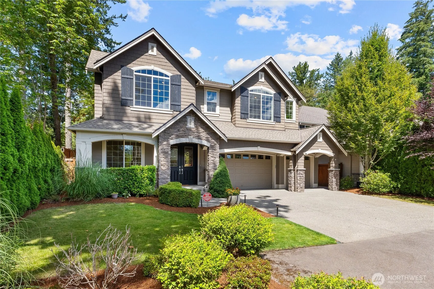 Property photo for 26546 Se Belvedere Way, Sammamish photo 3
