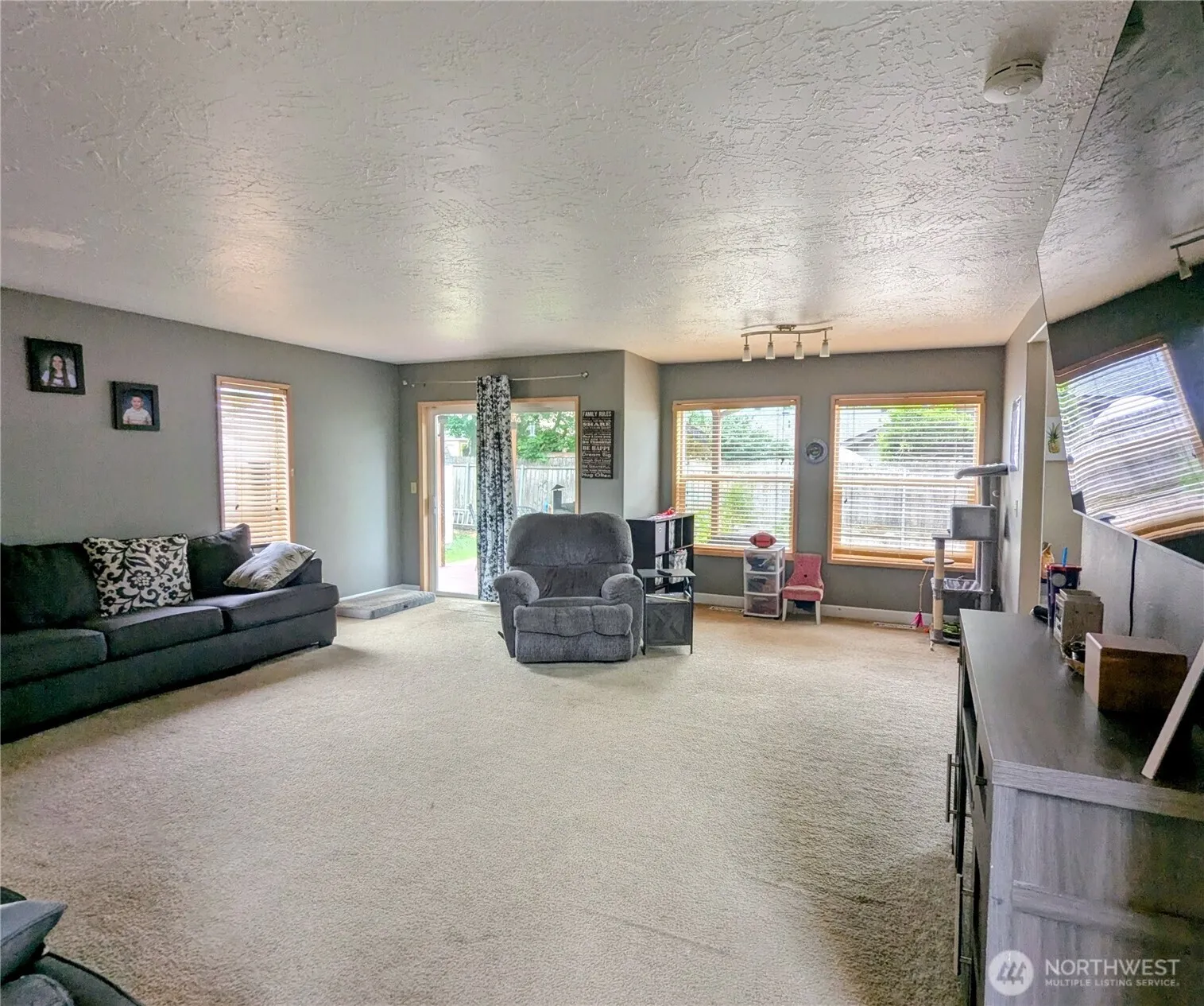 Property photo for 2439 Mulberry Avenue, Longview photo 4