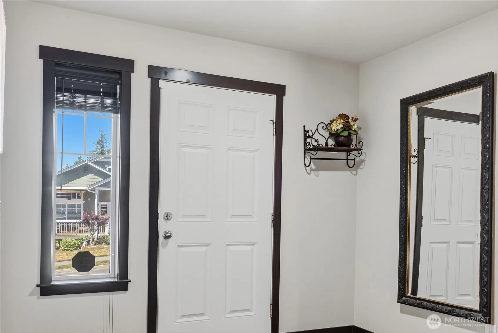 Property photo for 301 Barry Loop, Mount Vernon photo 3