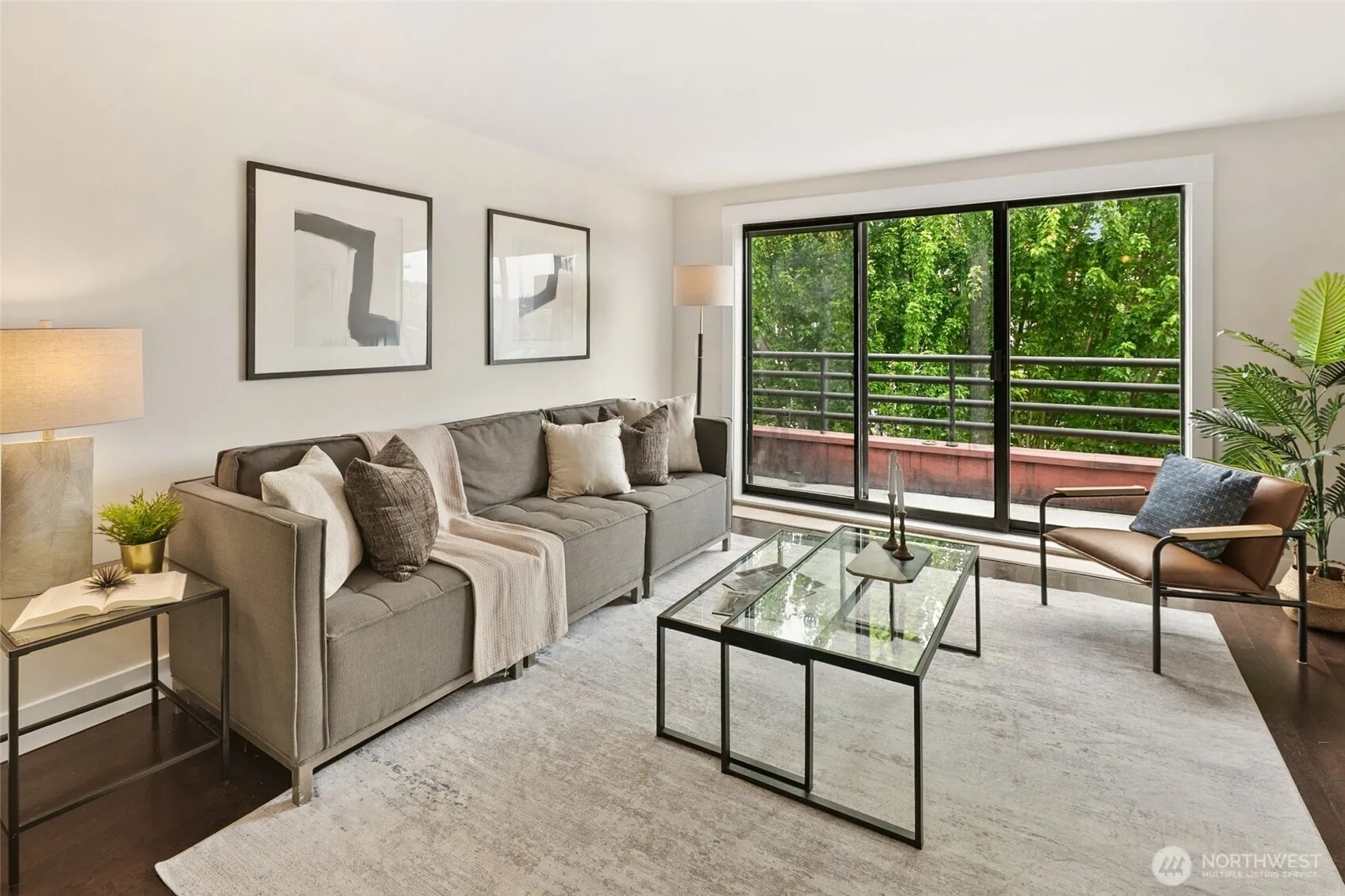 Property photo for 3401 Wallingford Avenue N #401, Seattle photo 4
