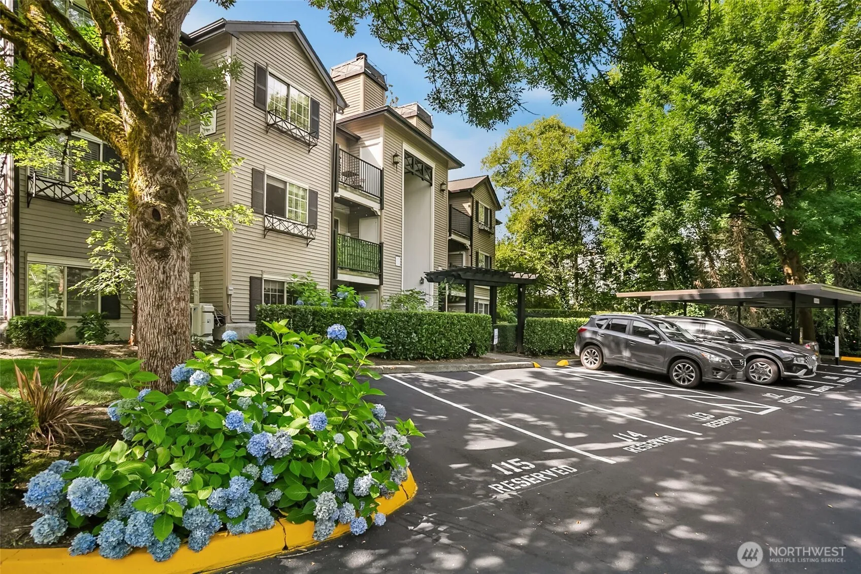 Property photo for 221 9th Street #c303, Kirkland photo 2