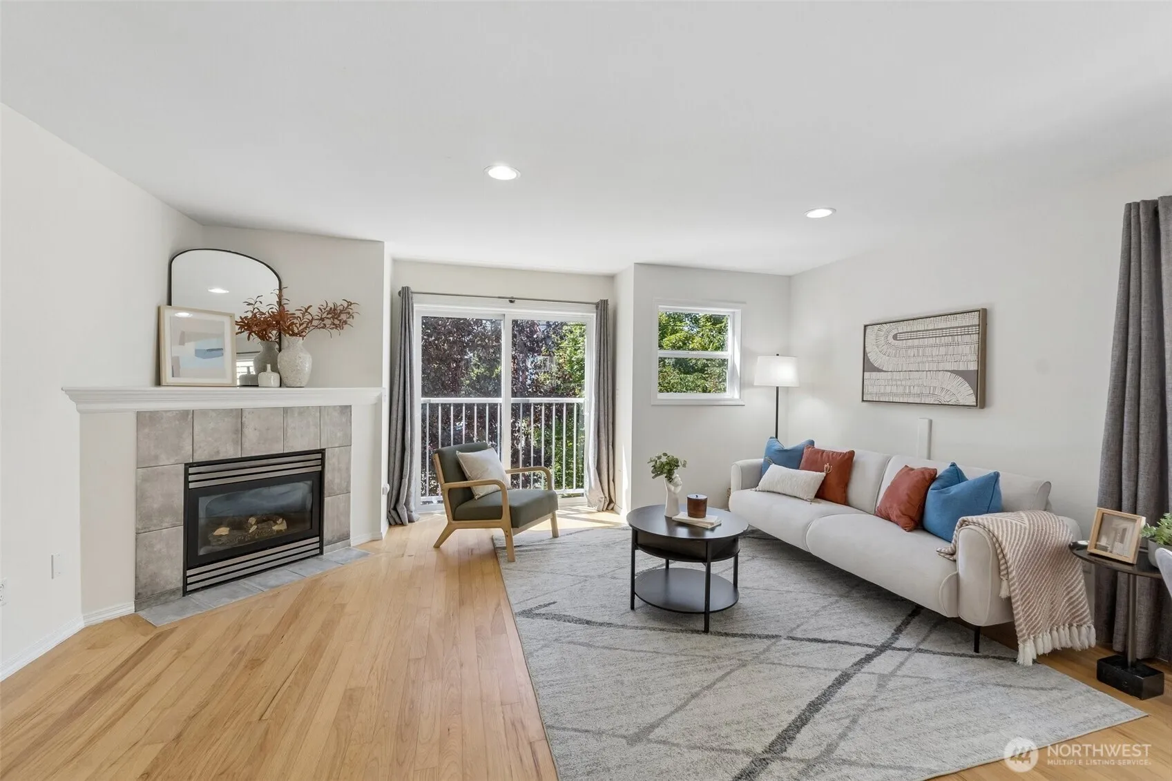 Property photo for 516 N 46th Street #a, Seattle
