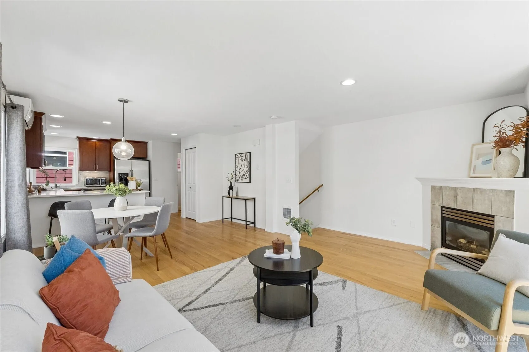 Property photo for 516 N 46th Street #a, Seattle photo 5
