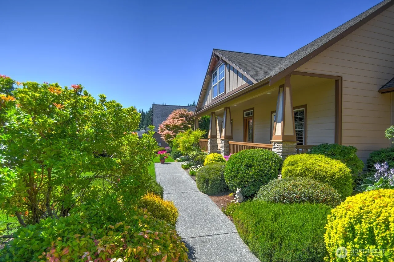 Property photo for 9142 Fox Ridge Lane Se, Olympia photo 2