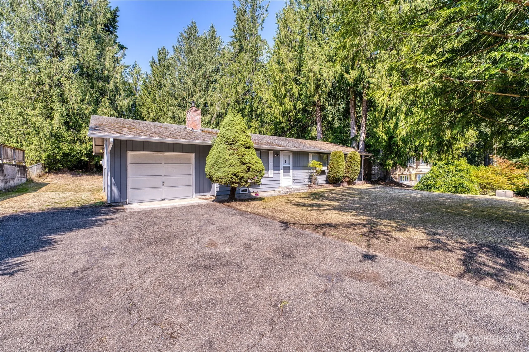 Property photo for 410 El Camino Drive, Sequim