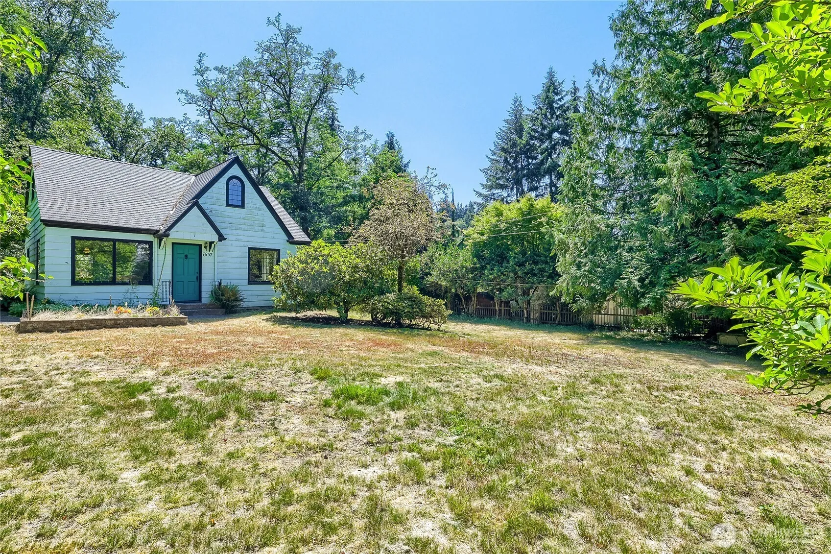 Property photo for 7637 Ne 165th Street, Kenmore photo 2