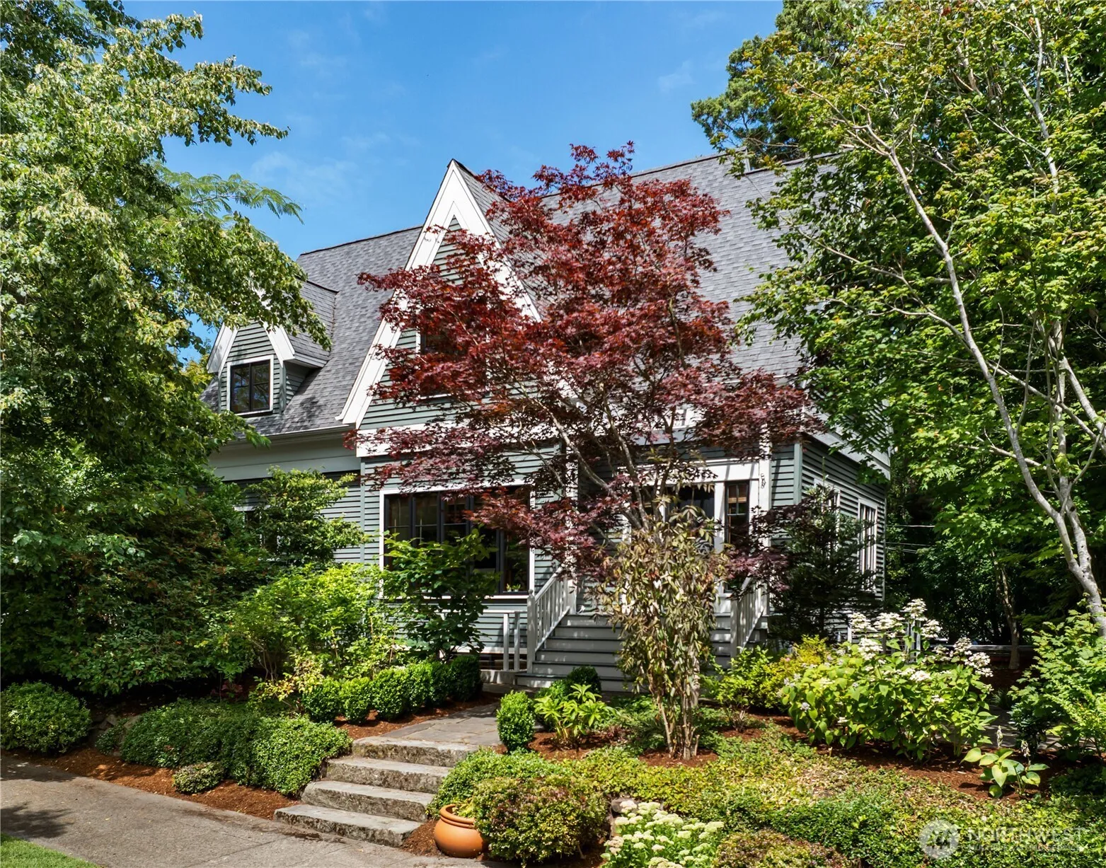 Property photo for 164 Mcgraw Street, Seattle