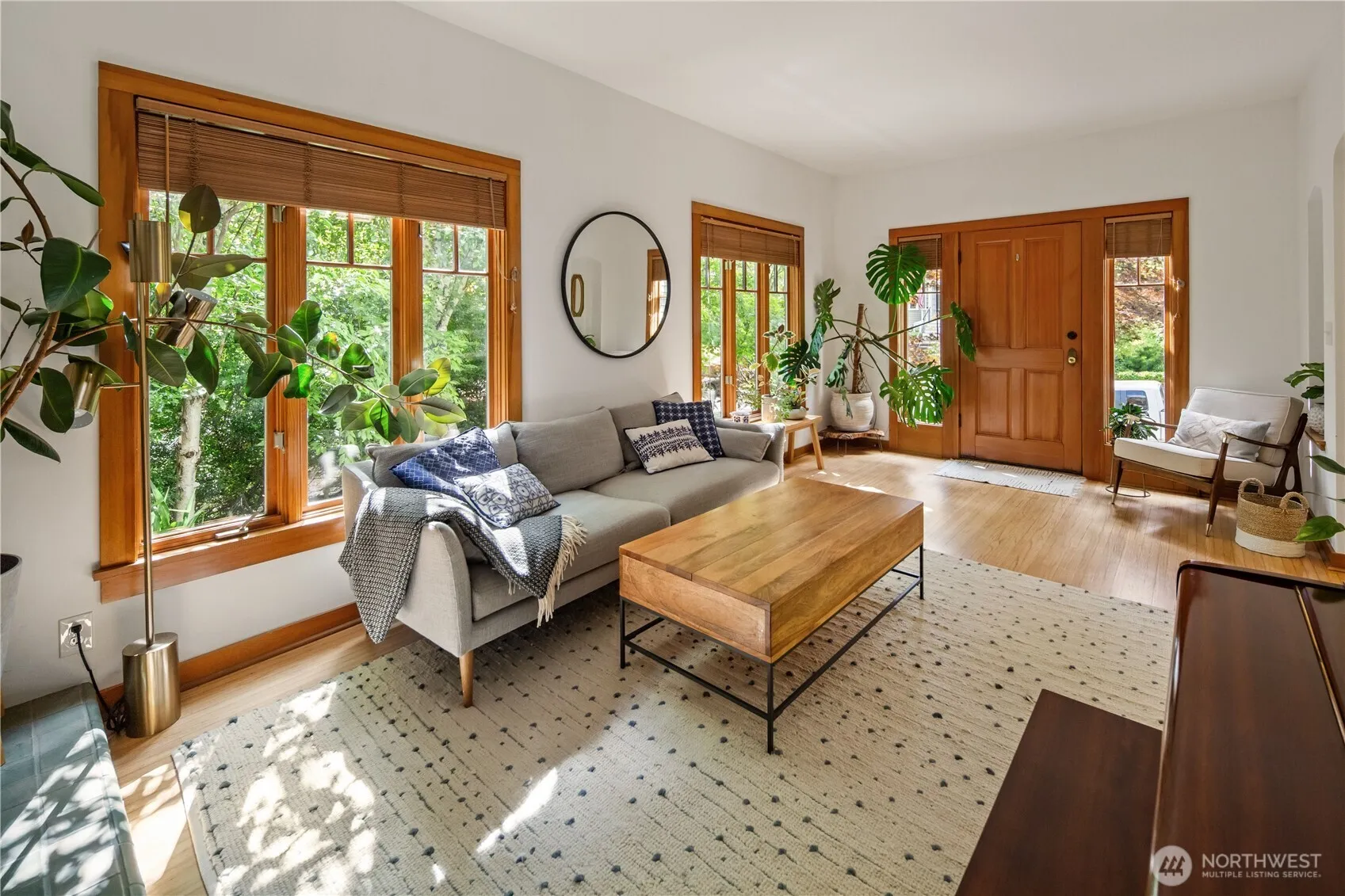 Property photo for 164 Mcgraw Street, Seattle photo 4