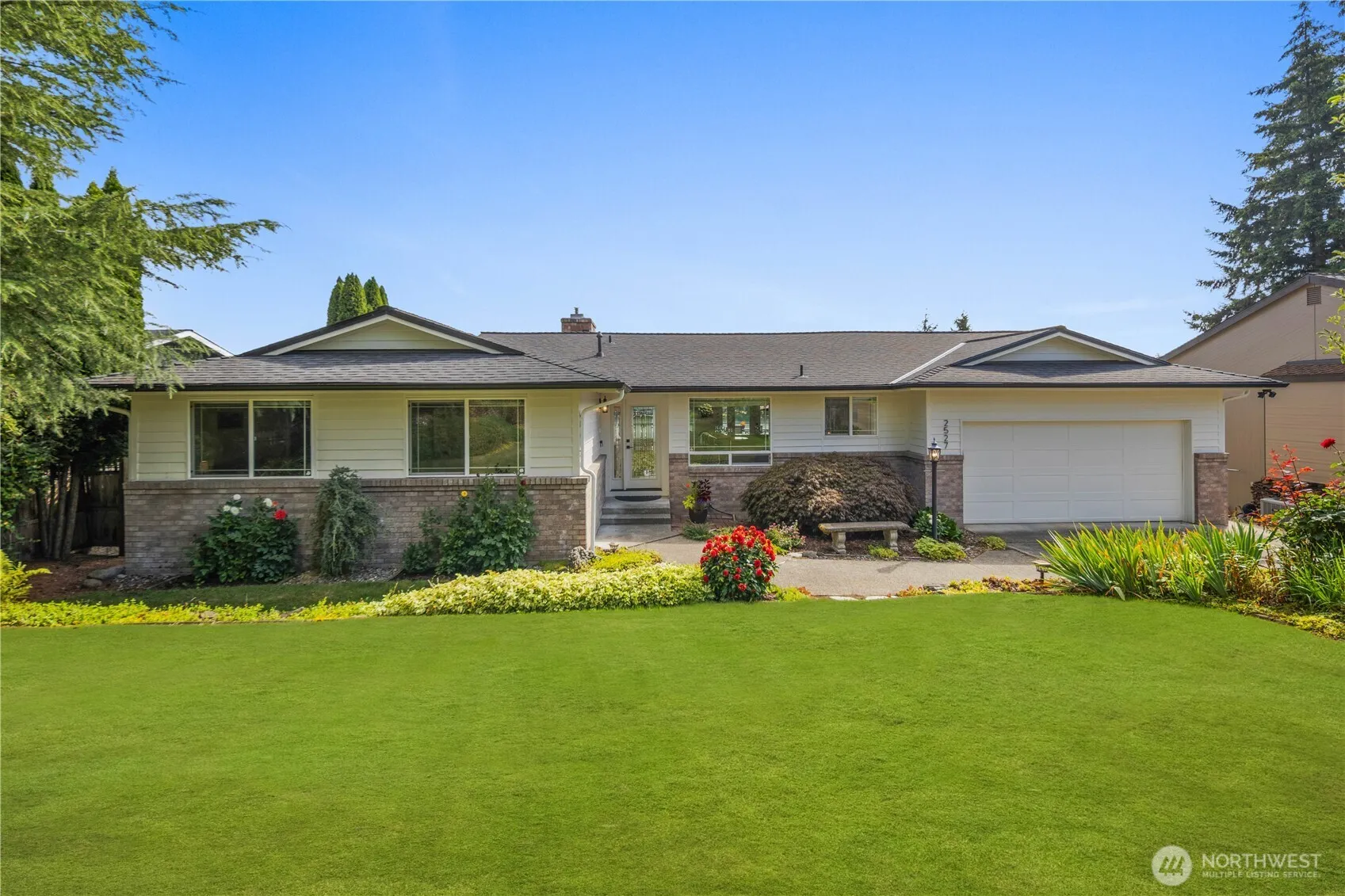 Property photo for 2527 211th Avenue E, Lake Tapps photo 2